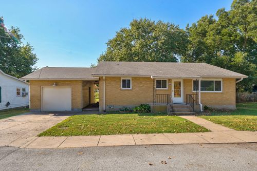 106 W Thurman Ave, Mount Vernon, MO, 65712-1952 | Card Image