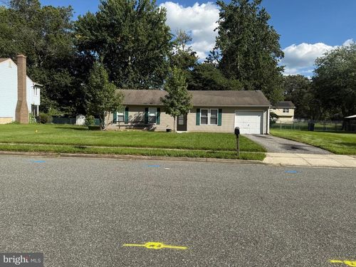 113 Primrose Ln, PENNS GROVE, NJ, 08069-2245 | Card Image