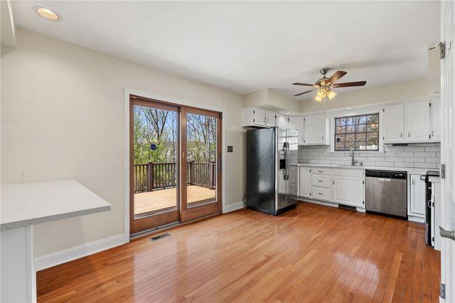 816 Sean Ct, House other with 3 bedrooms, 3 bathrooms and 2 parking in Jefferson Hills PA | Image 16