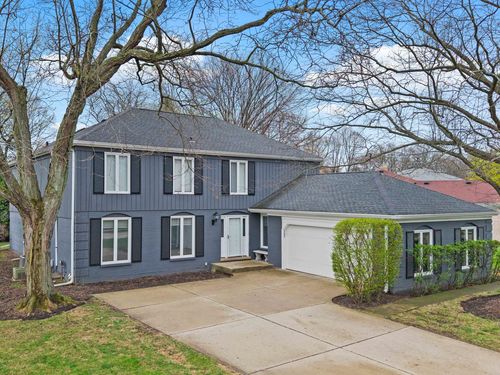 2409 The Strand, Northbrook, IL, 60062-6543 | Card Image