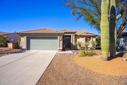1955 E Cliff Swallow Trail, Green Valley, AZ, 85614 | Card Image