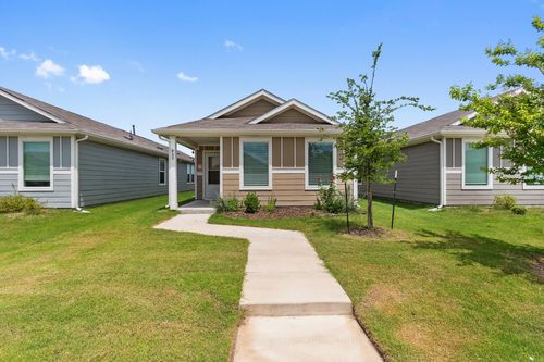 465 Corsair Way, Ferris, TX, 75125-9210 | Card Image