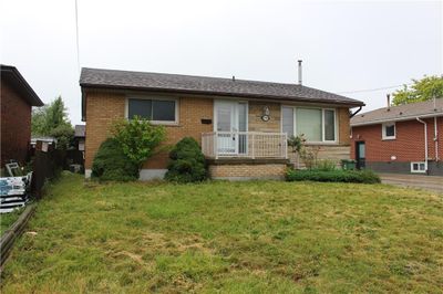 934 Upper Ottawa St, House other with 4 bedrooms, 2 bathrooms and 2 parking in Hamilton ON | Image 2