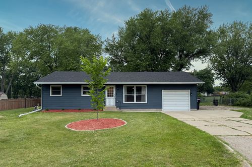 14194 Kennedy Dr, South Beloit, IL, 61080-2504 | Card Image