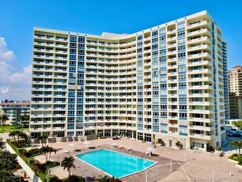 apt-722-3180 S Ocean Dr, Hallandale Beach, FL, 33009-7249 | Card Image