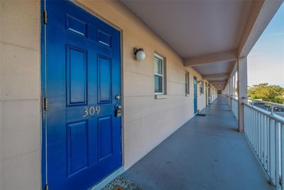 309 - 3125 36 Th Street N, Condo with 2 bedrooms, 2 bathrooms and null parking in SAINT PETERSBURG FL | Image 3