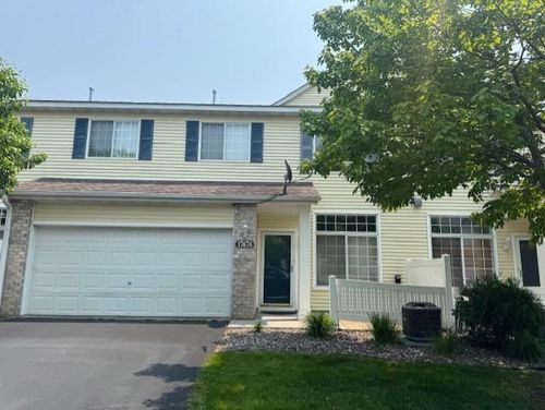 17678 96th Ave N, Maple Grove, MN, 55311-1288 | Card Image