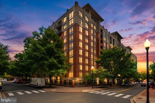 517-1021 N Garfield St, ARLINGTON, VA, 22201-2567 | Card Image
