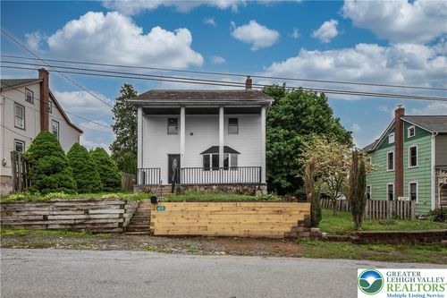 6033 Fountain Rd, ZIONSVILLE, PA, 18092-2117 | Card Image