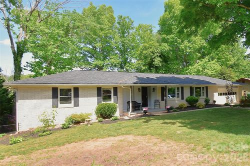 88 Botany Drive, Asheville, NC, 28805 | Card Image