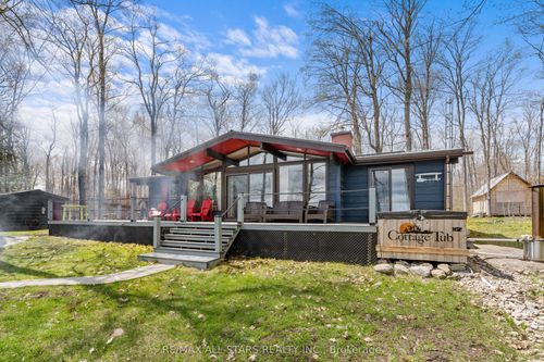 686 Grand Island, Fenelon Falls, ON, K0M1N0 | Card Image