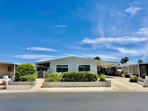 38890 Desert Greens Dr W, Palm Desert, CA, 92260-1021 | Card Image