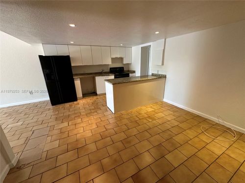 r-13210 Ne 3rd Ave, North Miami, FL, 33161-3953 | Card Image