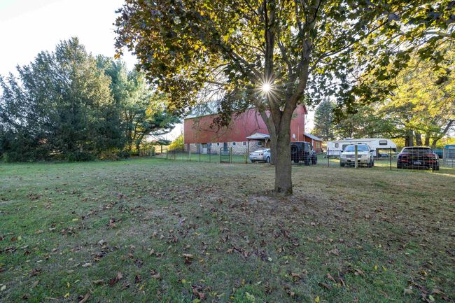 E7695B Highway 23/33, House other with 5 bedrooms, 2 bathrooms and null parking in EXCELSIOR WI | Image 26