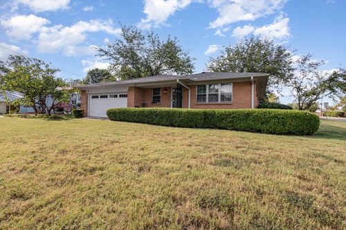 1735 Bonner St, Mckinney, TX, 75069-3611 | Card Image