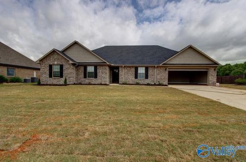 22947 Pin Oak Dr, Athens, AL, 35613-5966 | Card Image