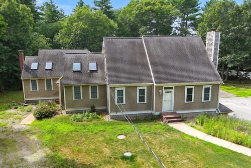 42 Clear Pond Rd, Lakeville, MA, 02347-1334 | Card Image