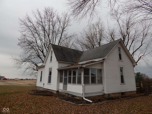1402 Franklin Rd, Greenwood, IN, 46143-9716 | Card Image