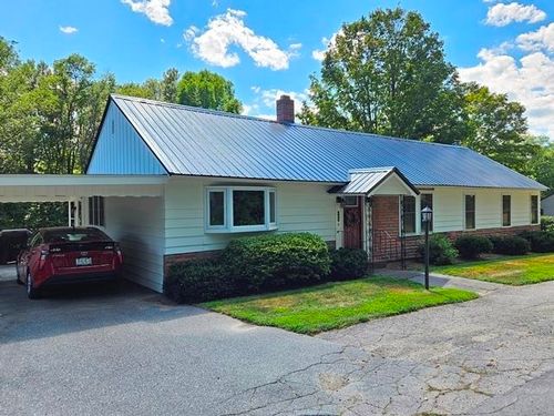 102 Old Walpole Rd, Keene, NH, 03431-4916 | Card Image