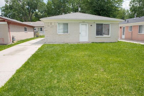 9641 Wilkie St, Taylor, MI, 48180-3104 | Card Image