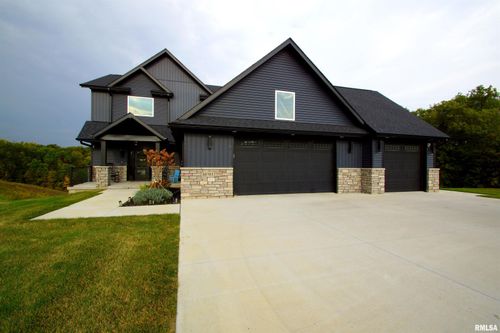 10703 52nd Street Ct W, Milan, IL, 61264-5221 | Card Image