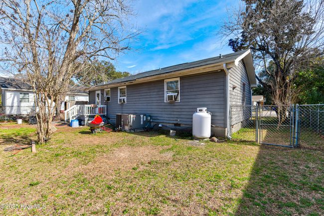 431 Henry St, House other with 3 bedrooms, 2 bathrooms and null parking in Wilmington NC | Image 19