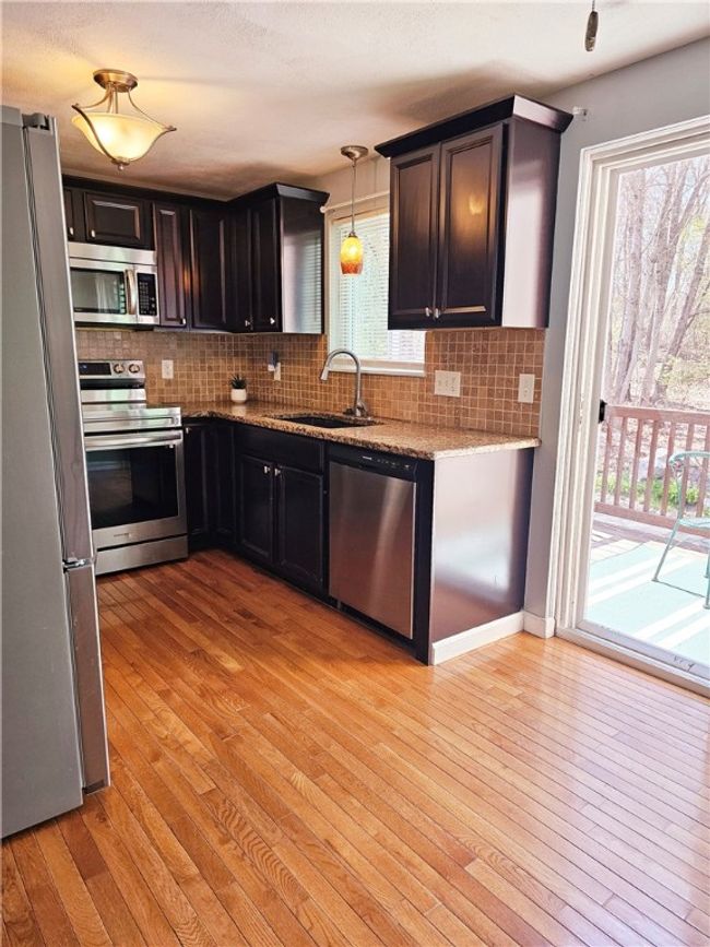 UNIT-606 - 351 New London Ave, Condo with 2 bedrooms, 2 bathrooms and 2 parking in Warwick RI | Image 10