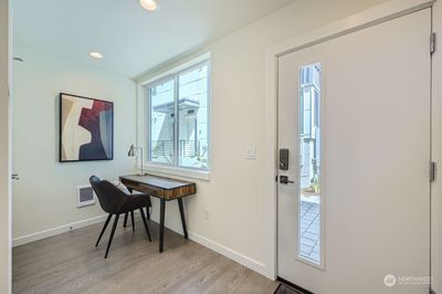 B - 3410 15th Avenue W, Townhouse with 2 bedrooms, 1 bathrooms and null parking in Seattle WA | Image 2