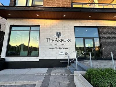 PH402 - 555 William Graham Dr, Condo with 2 bedrooms, 2 bathrooms and 1 parking in Aurora ON | Image 2