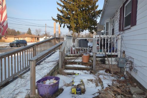 4126 Morris St, Saginaw, MI, 48601-4240 | Card Image