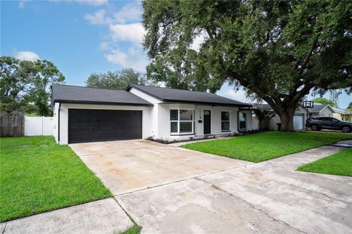 2249 65th Pl N, St Petersburg, FL, 33702-6361 | Card Image
