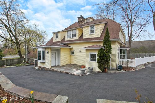 b-52 Bruce Park Dr, Greenwich, CT, 06830-7202 | Card Image