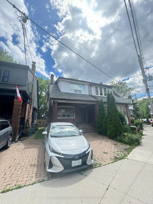 4 Edgewood Ave, Toronto, ON, M4L3G7 | Card Image