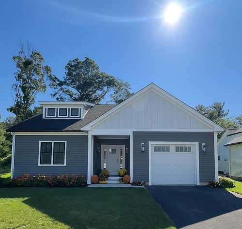 7 Josiah Path, Falmouth, MA, 02540-3236 | Card Image