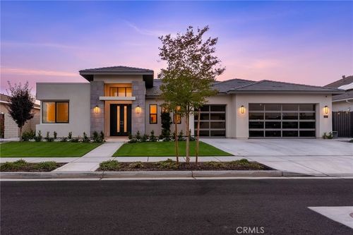 3519 Jardineire Ln, Bakersfield, CA, 93311-9944 | Card Image
