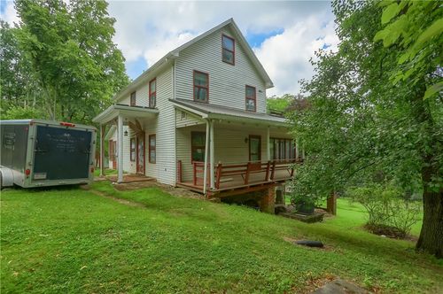 405 Cornetti Rd, Fenelton, PA, 16034-9774 | Card Image