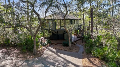 2065 Deer Island Rd, Hilton Head Island, SC, 29928-4342 | Card Image