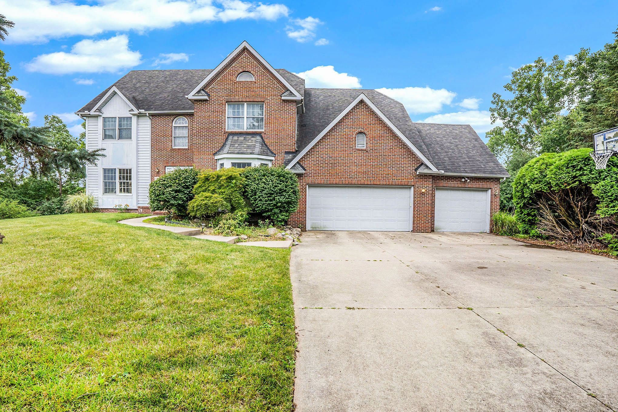 Great Falls Cir, Ann Arbor, MI 48108