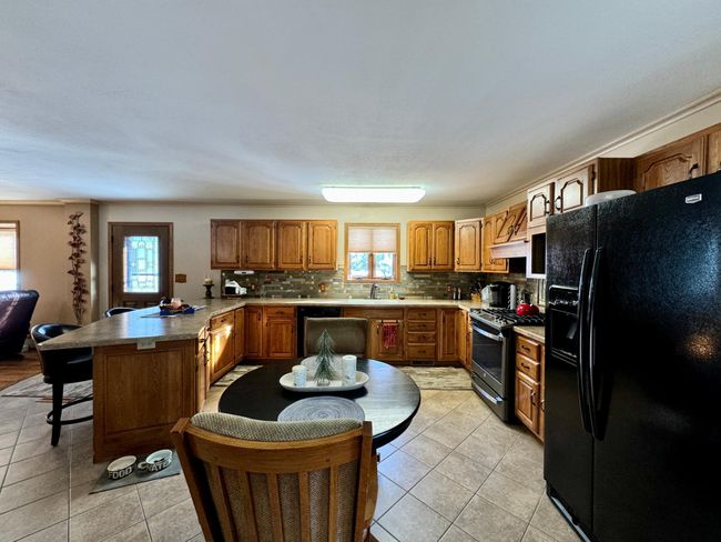 Kitchen/ Dining Room | Image 5