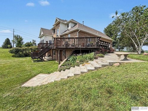 561 S 26th Rd, Syracuse, NE, 68446-7852 | Card Image