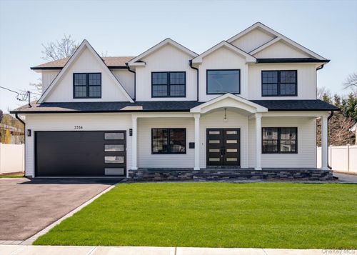 3356 Carrollton Ave, Wantagh, NY, 11793-2916 | Card Image