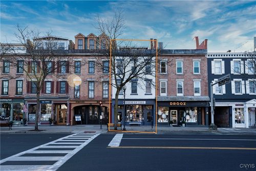 38 E Genesee St, Skaneateles, NY, 13152-1361 | Card Image