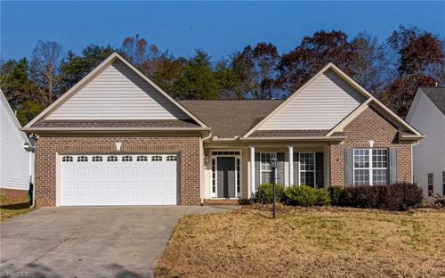 6741 Elm Hill Dr, Clemmons, NC, 27012-7827 | Card Image