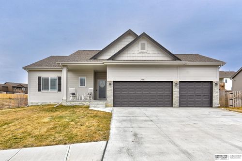 13526 S 54 Street, Papillion, NE, 68133 | Card Image