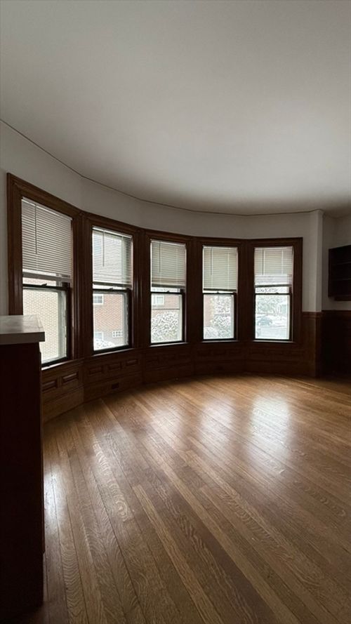 2-608 Franklin, Melrose, MA, 02176 | Card Image