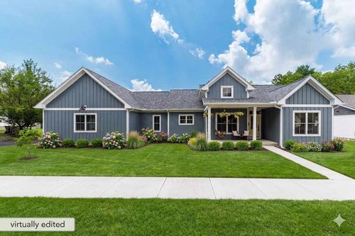52 Clinton St, Canal Winchester, OH, 43110-1025 | Card Image