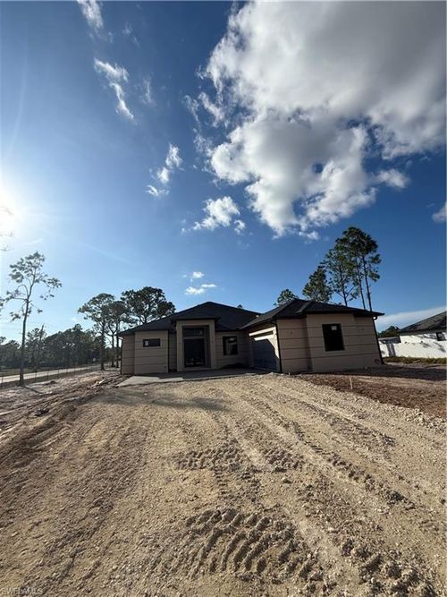 1821 Desoto Blvd N, Naples, FL, 34120-8944 | Card Image