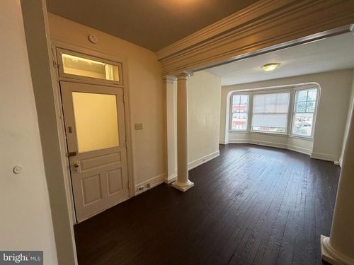 2a-132 W Market St, York, PA, 17401-1359 | Card Image