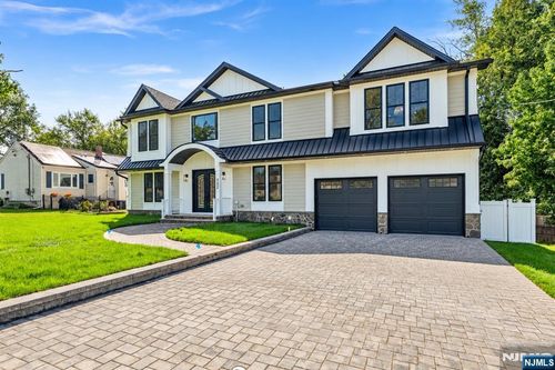 193 Homestead Rd, Paramus, NJ, 07652-4707 | Card Image