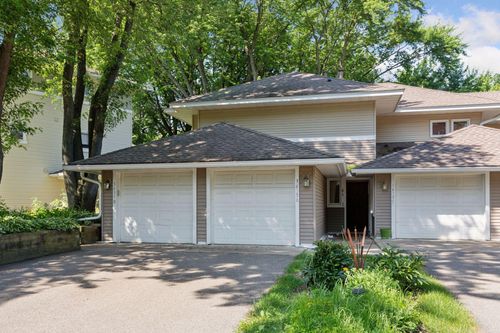 apt-b-3635 Saint Francis Way, Eagan, MN, 55123-1130 | Card Image